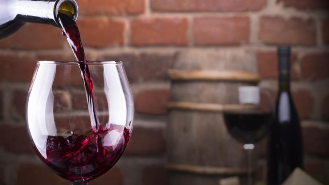 Mejores Vinos Tintos Españoles Por Menos De 10 Guía 2021